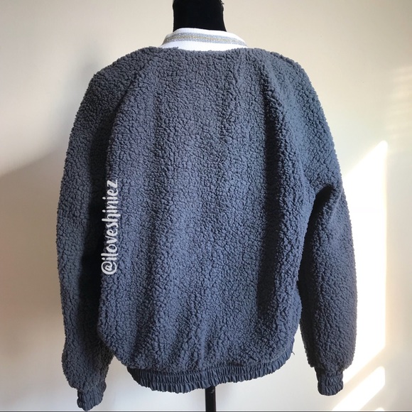 •Victoria's Secret PINK• Reversible Sherpa Bomber - Picture 3 of 8